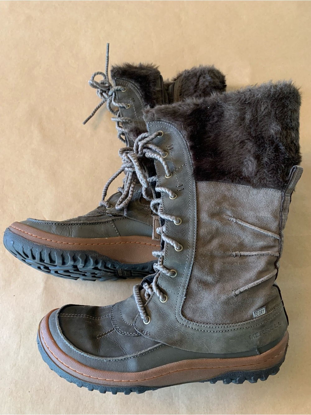 Merrell Suede Leather Insulated Winter Lace-Up Boots Size 10 wide calf friendly!